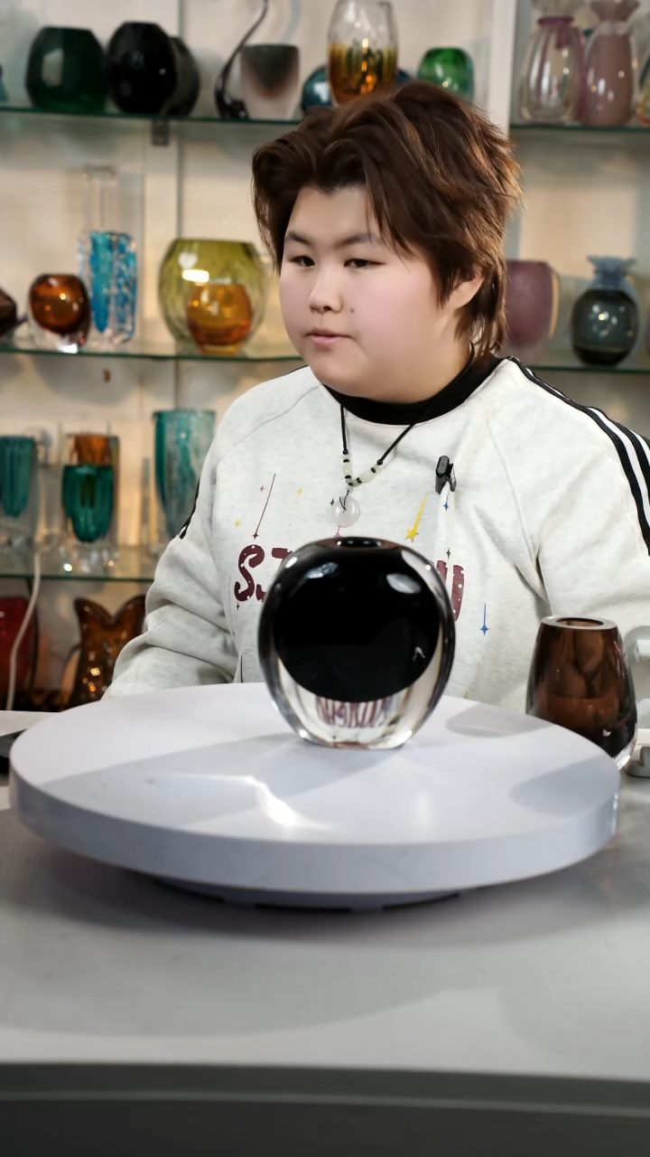 【闪购商品】琉璃【弘扬】高14轻奢琉璃花器微瑕福利磕伤