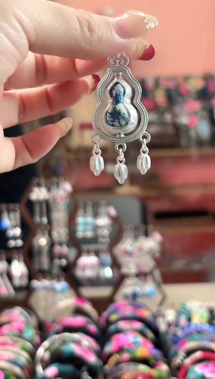 艺枝独绣手工饰品62