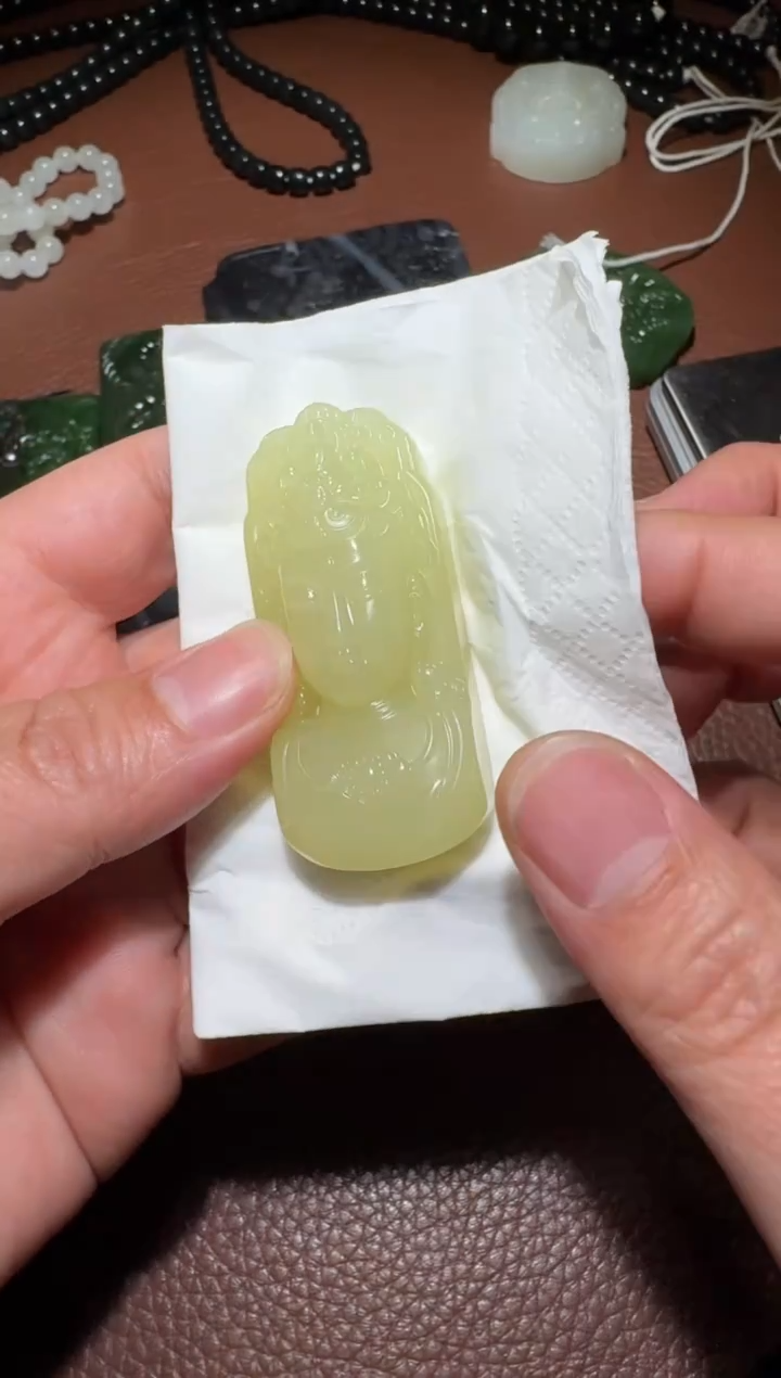 未镶嵌和田玉挂件和田玉
