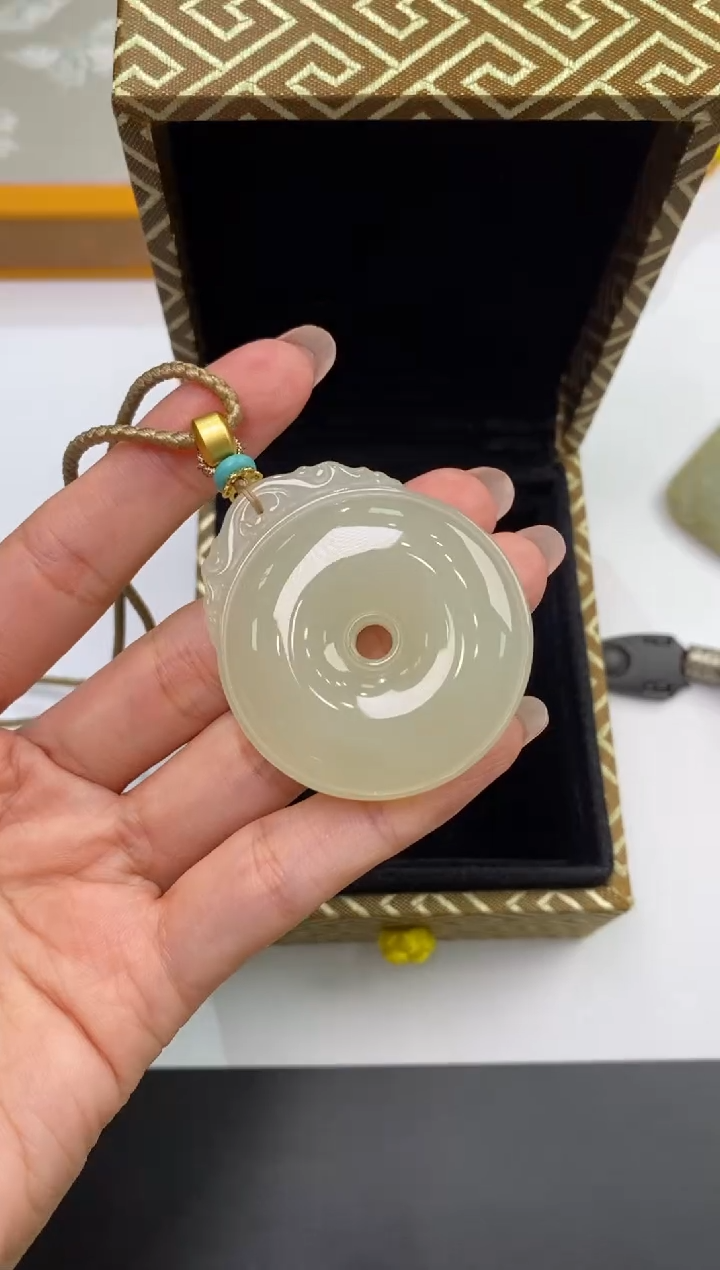 未镶嵌和田玉挂件点**g416231