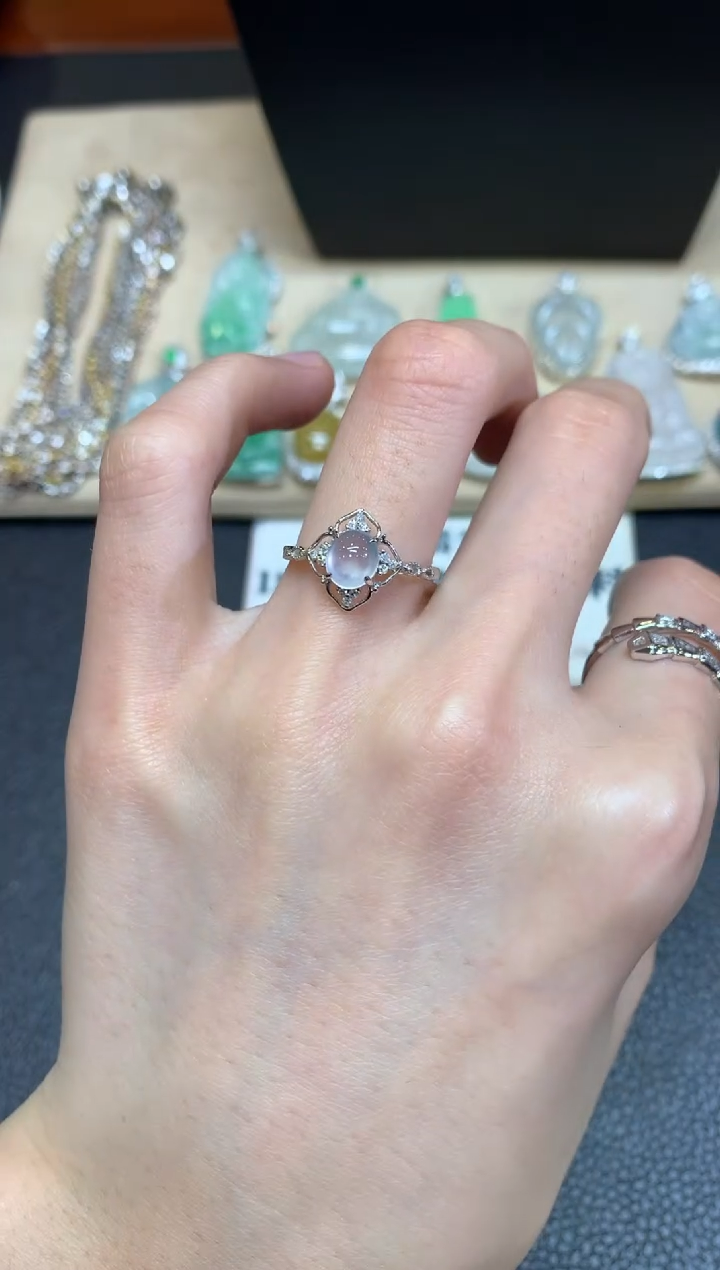 【闪购商品】翡翠戒指18K金镶嵌蛋面【无服务费】