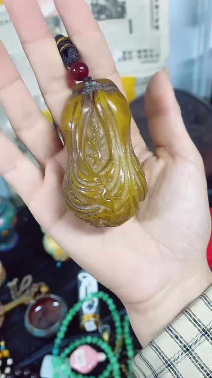 未镶嵌蜜蜡裸石主播推荐主播推荐