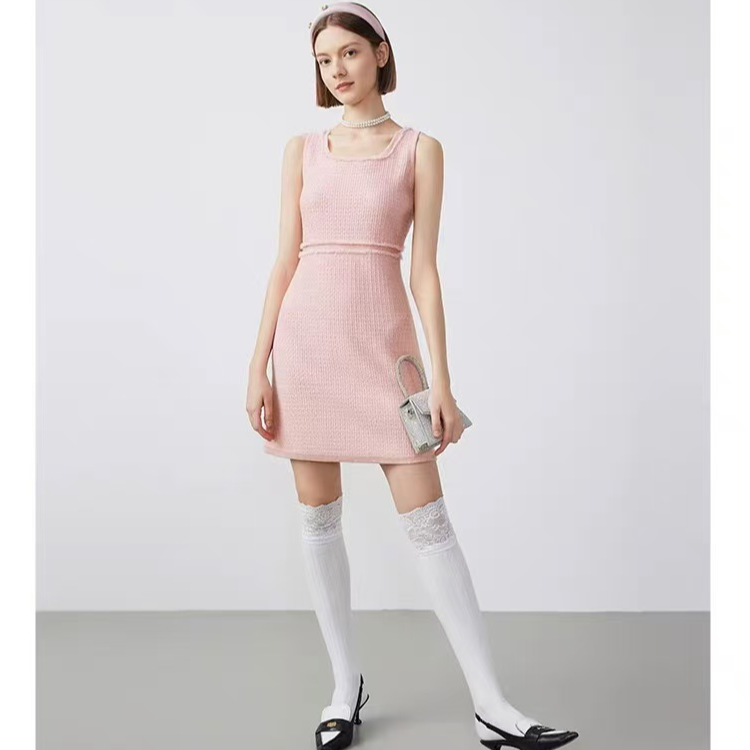 莱茵法式小香风新款连衣裙流苏针织背心裙小众别致LMFA18KOP246