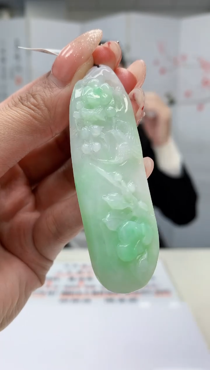 【闪购商品】定制翡翠未镶嵌5155MM-毛货挂件67