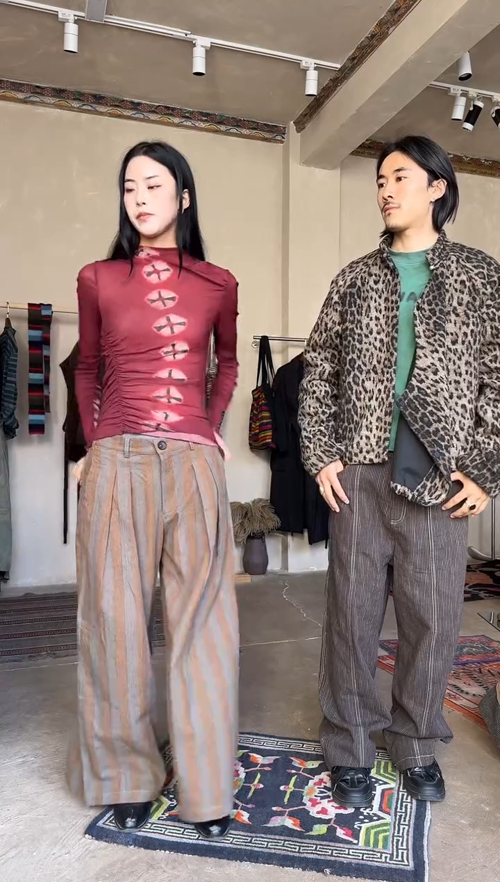 KWC红色氆氇打底L