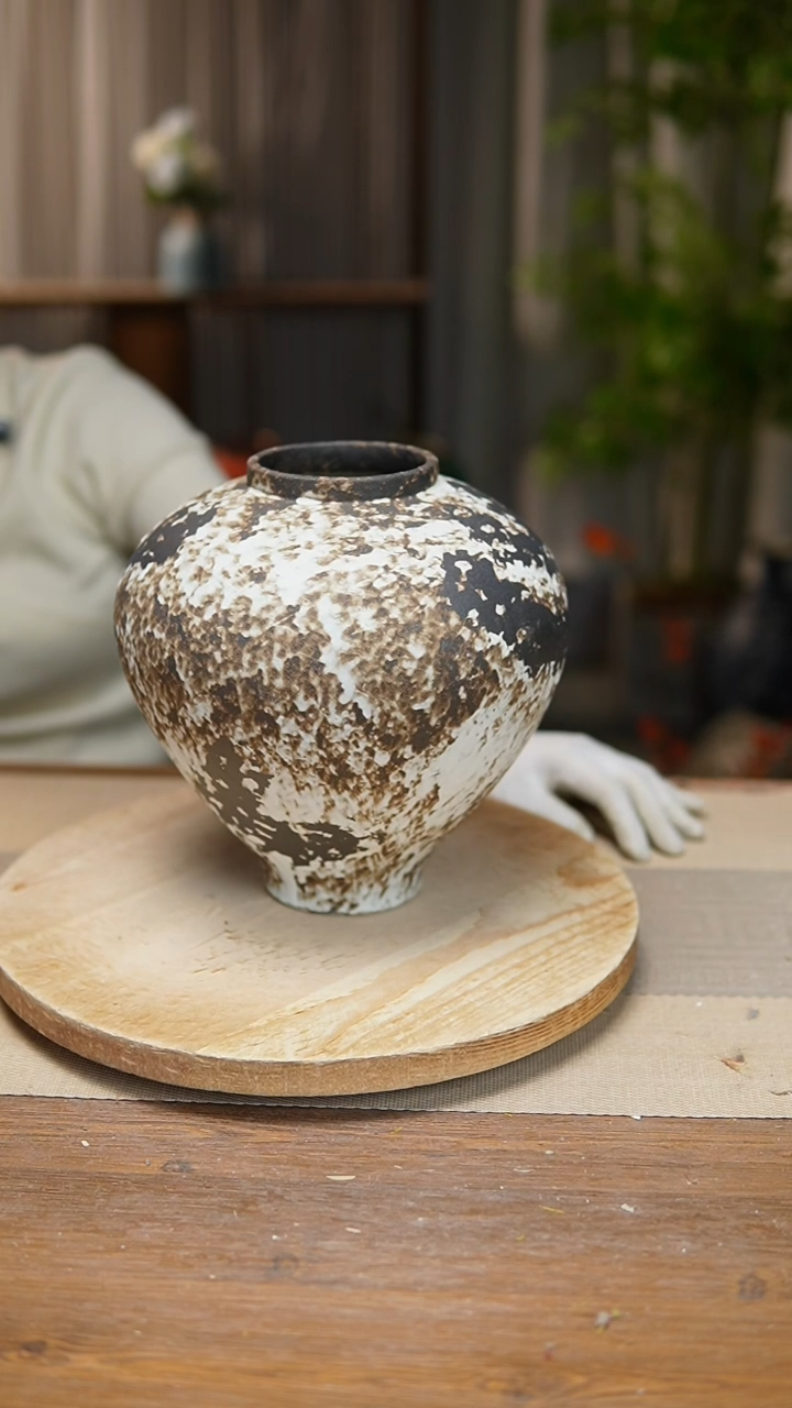 【闪购商品】陶瓷  花器诧寂黑月亮罐