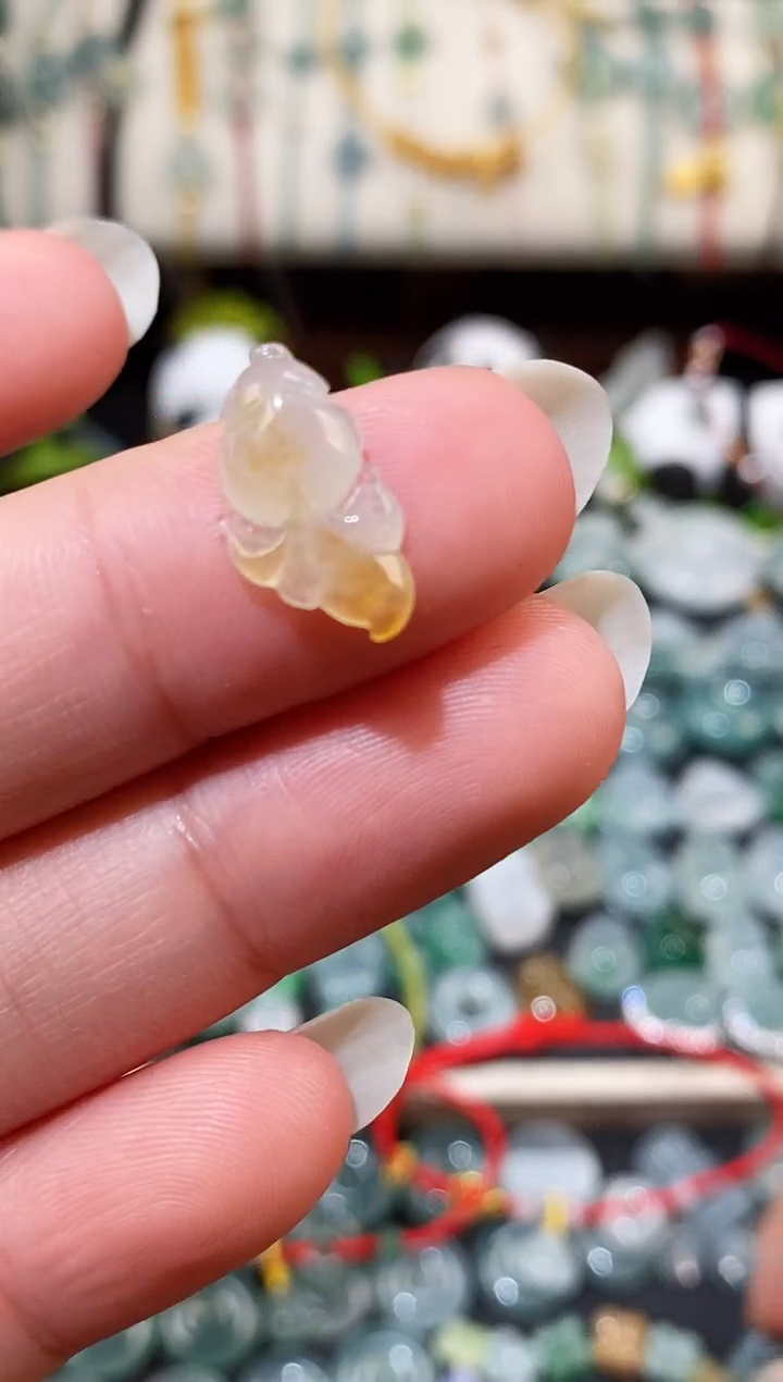 散珠翡翠小鱼裸石