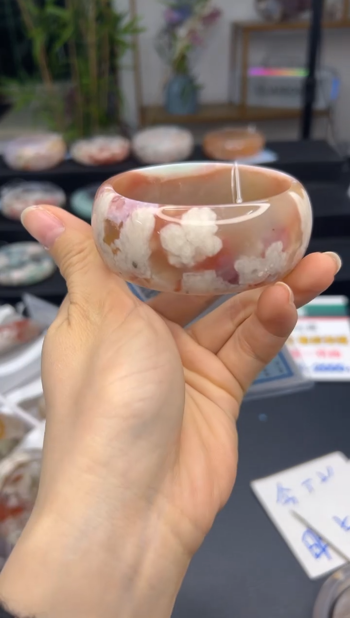 【闪购商品】石英质玉手镯未镶嵌A1190(58圈)