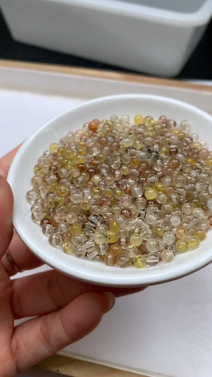 未镶嵌珠宝半成品水晶A961彩发晶4mm50个15元
