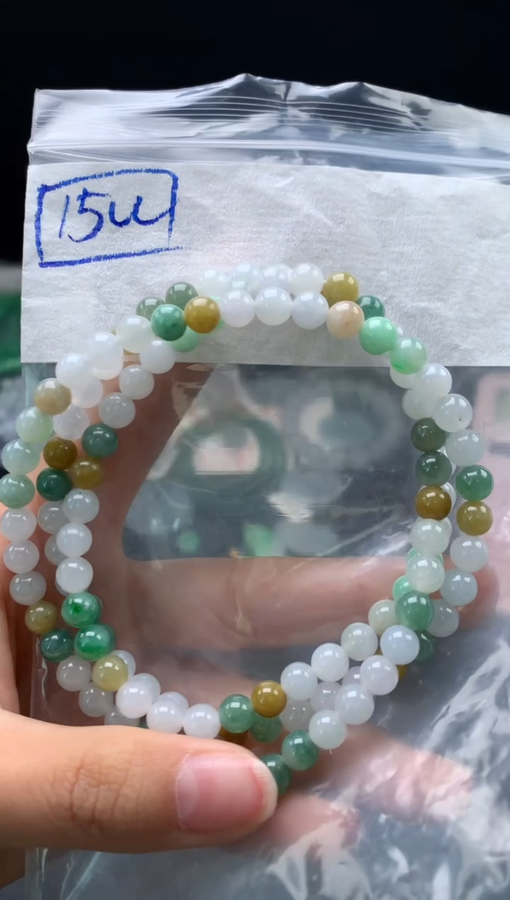 未镶嵌挂件翡翠11  卡6.3