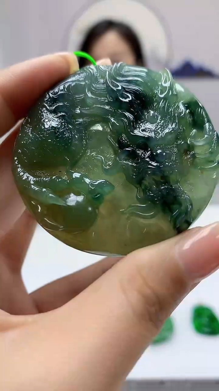 【闪购商品】定制翡翠未镶嵌4852ms-毛货挂件142