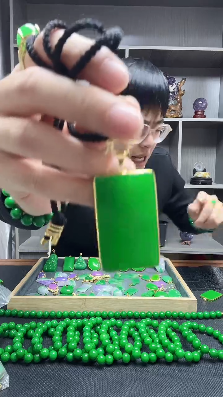 吊坠(赠链)14K金镶嵌翡翠吊坠