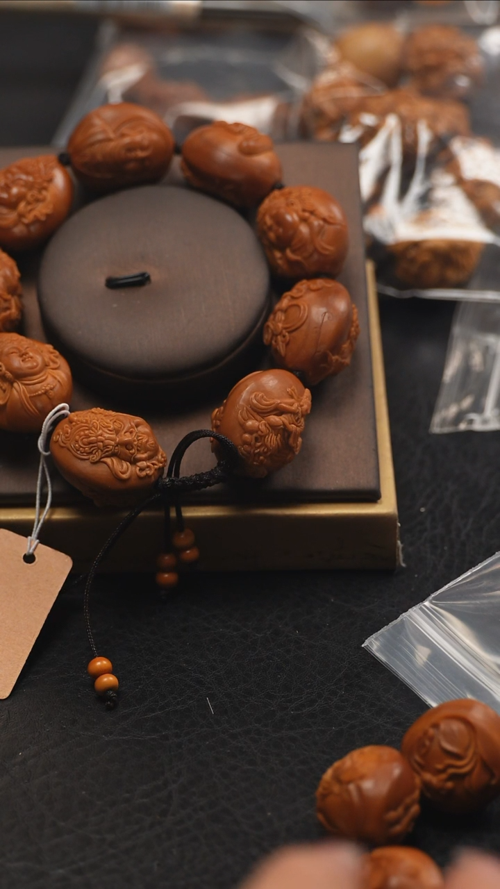 【闪购商品】橄榄核手串/手链鱼子精品文玩橄榄核雕刻