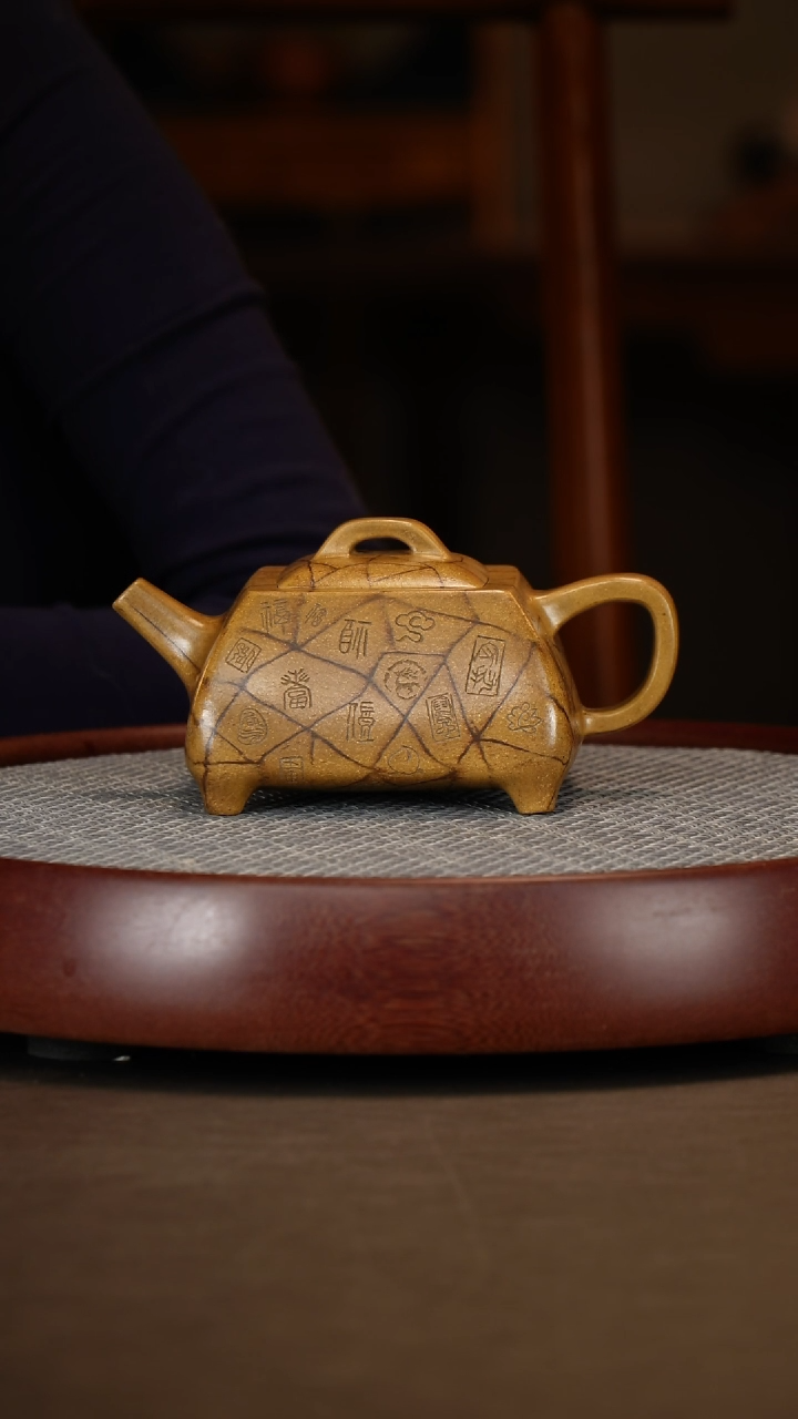 【闪购商品】紫砂茶壶四方冰裂石瓢悲鸿儿子马画+花器对杯