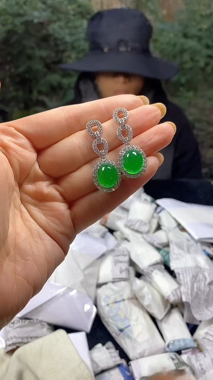 满色吊坠 所见即所得 ！！