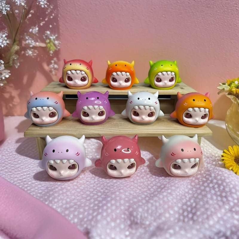 【团单】新款皮皮鲁鲨鱼头饰品摆件