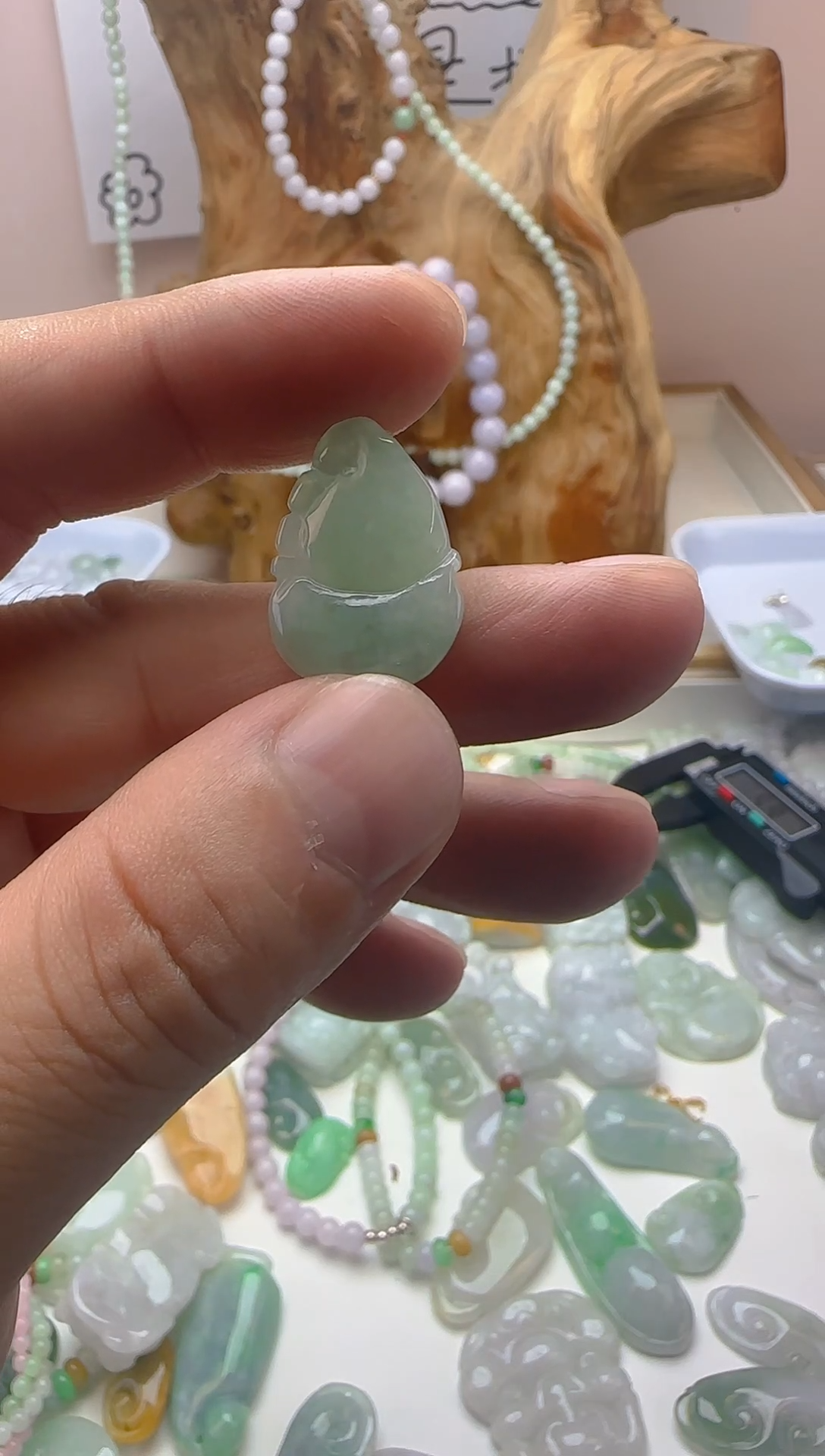 颈饰未镶嵌翡翠翡翠