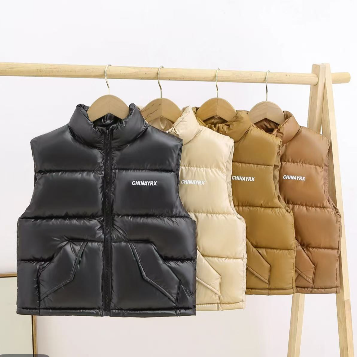 女童韩版女卡通风纯色厚款儿童外穿常规款马夹马甲