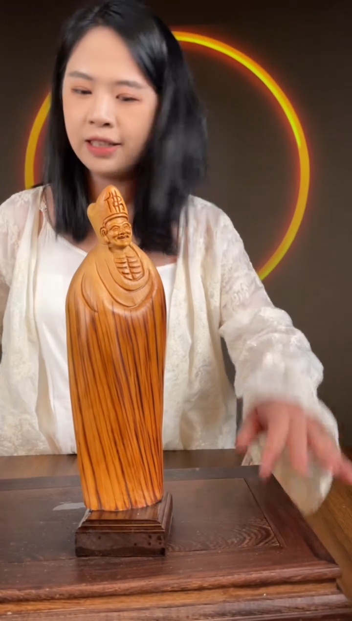 【闪购商品】柏木（崖柏）手工摆件,先抢先得!