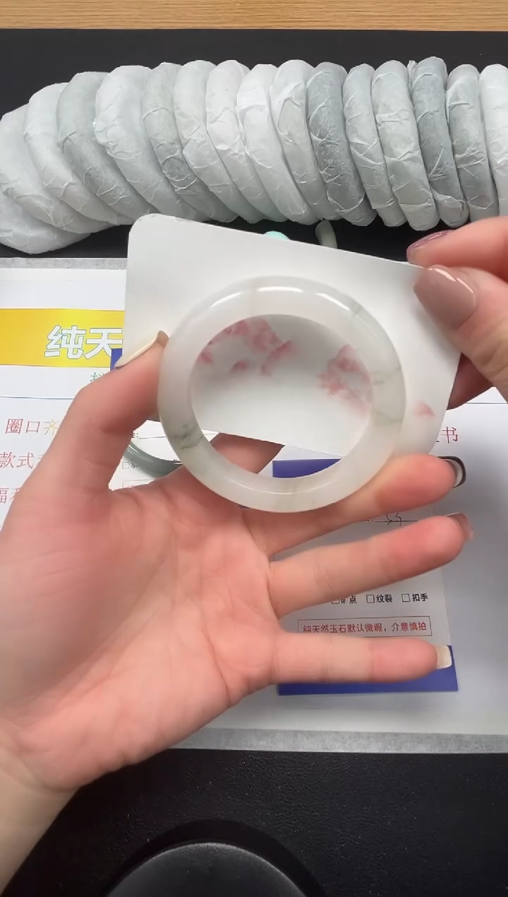 【闪购商品】石英质玉手镯未镶嵌30-53