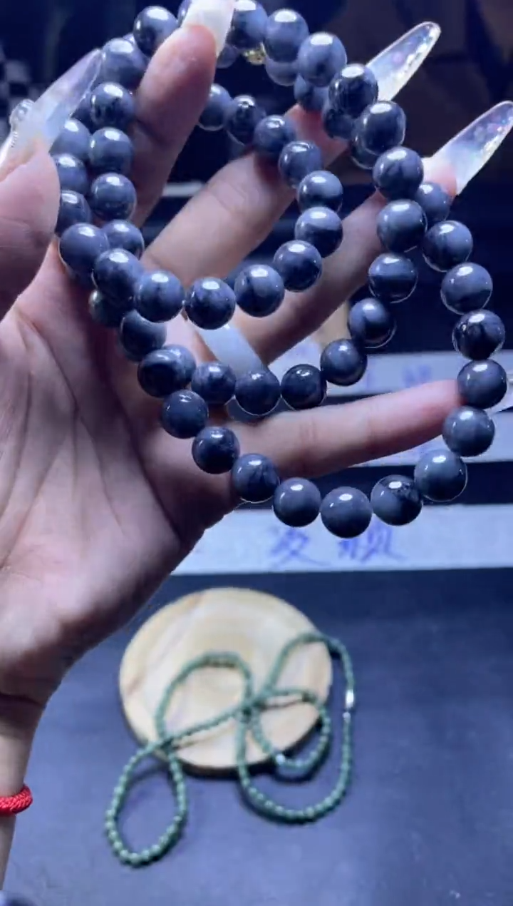 【闪购商品】定制翡翠未镶嵌珠串