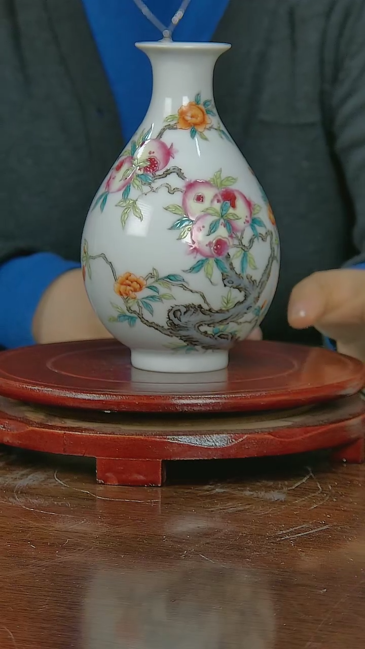 【闪购商品】019陶瓷供应链粉彩石榴画片天球瓶