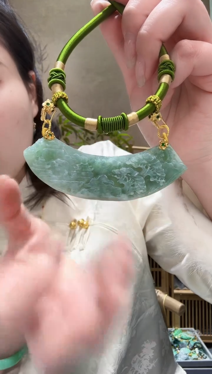 【闪购商品】翡翠颈饰未镶嵌吊坠