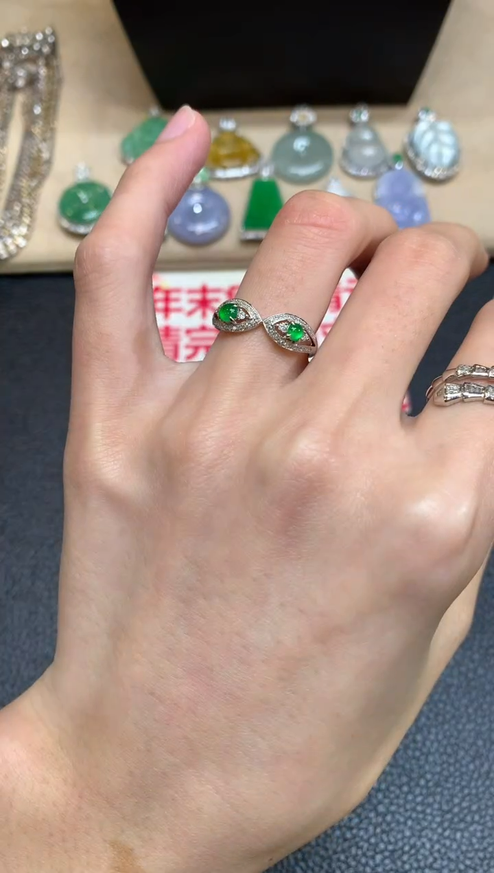 【闪购商品】翡翠戒指18K金镶嵌蛋面【无服务费】