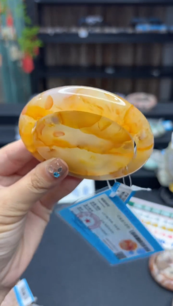 【闪购商品】石英质玉手镯未镶嵌276（63圈赠送镯心）