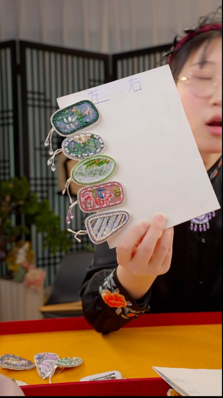 刺绣如*非遗苏绣饰品