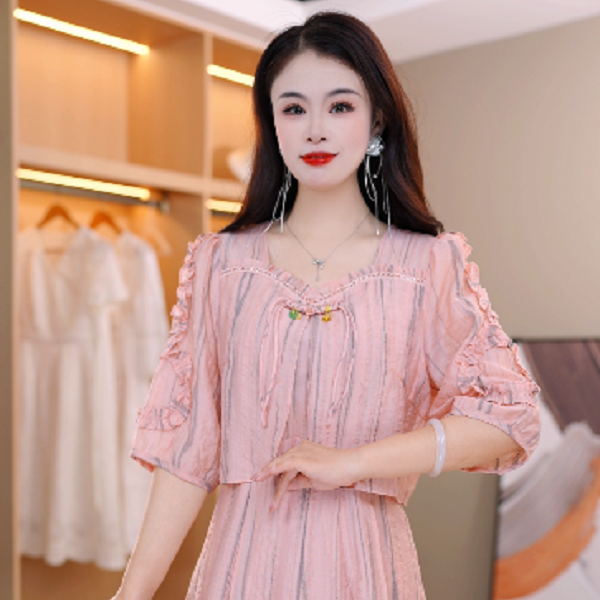 盘扣设计中式盛夏高级氛围感2025防晒新优雅减龄气质假两件连衣裙