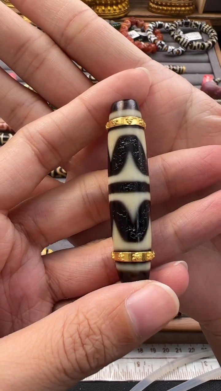 【闪购商品】玛瑙挂件18K金镶嵌吊坠