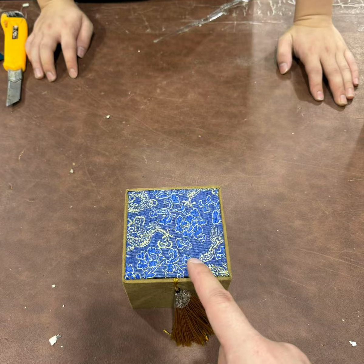 【闪购商品】青瓷浮雕祥云扳指主人杯喝茶杯陶瓷精美复古（不带礼盒）