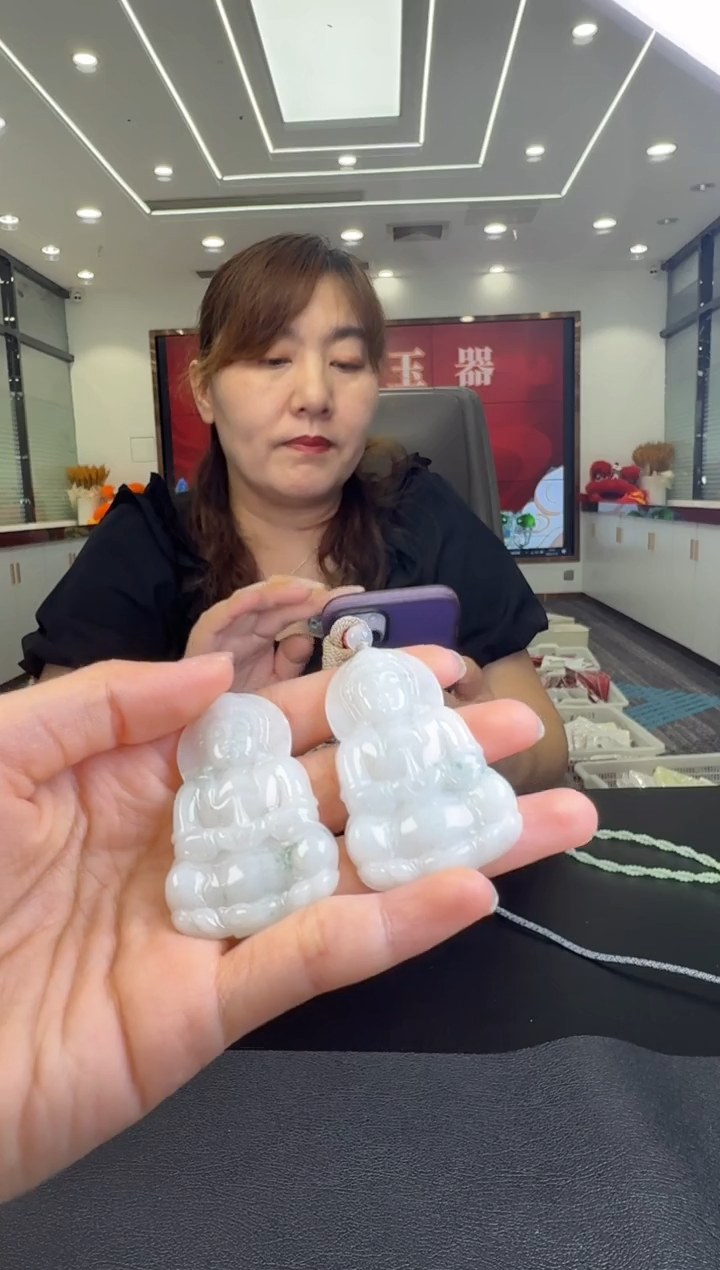 翡翠未镶嵌颈饰挂件（多样性发一）