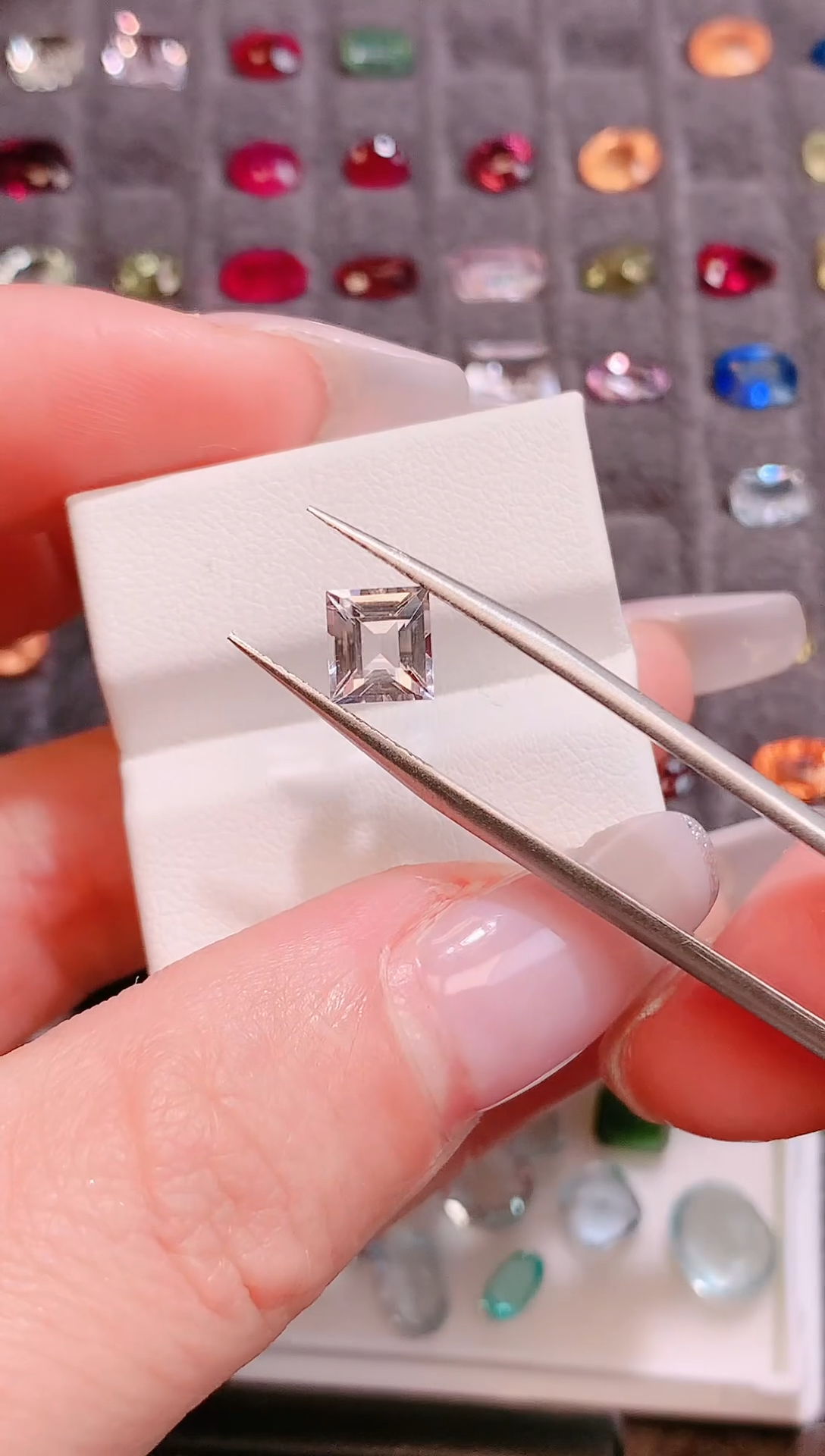 绿柱石（摩根石）裸石全净方切1.06ct