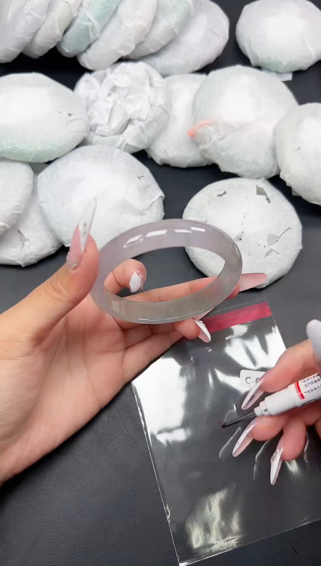 精品手镯，一物一拍C057