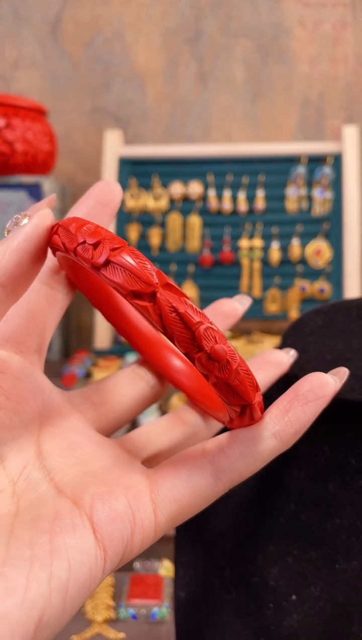 【闪购商品】非遗雕漆镯子圆条60-63