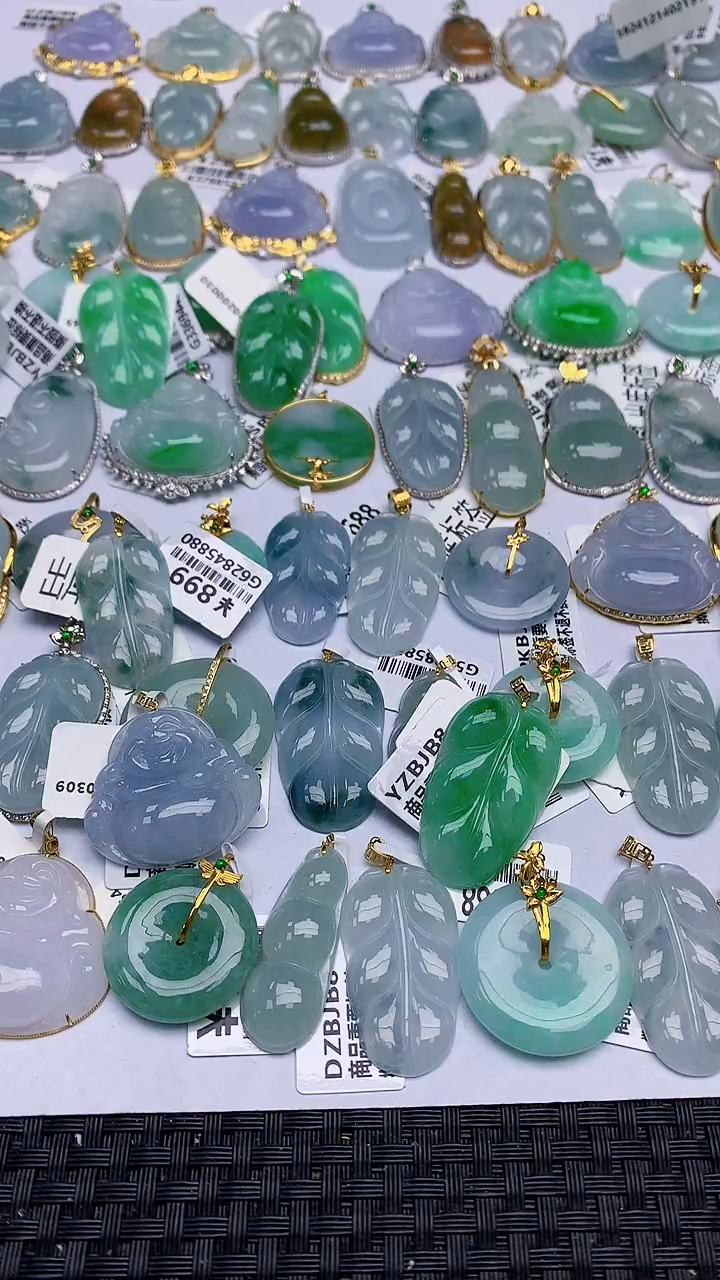 【闪购商品】翡翠颈饰未镶嵌天然翡翠A货，9元证书费，一物一证