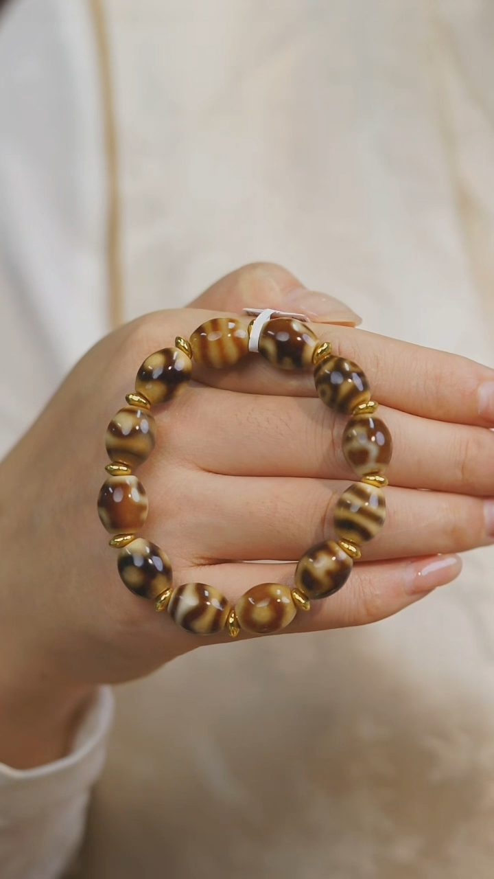 【闪购商品】玛瑙/玉髓手串未镶嵌多样性发其一