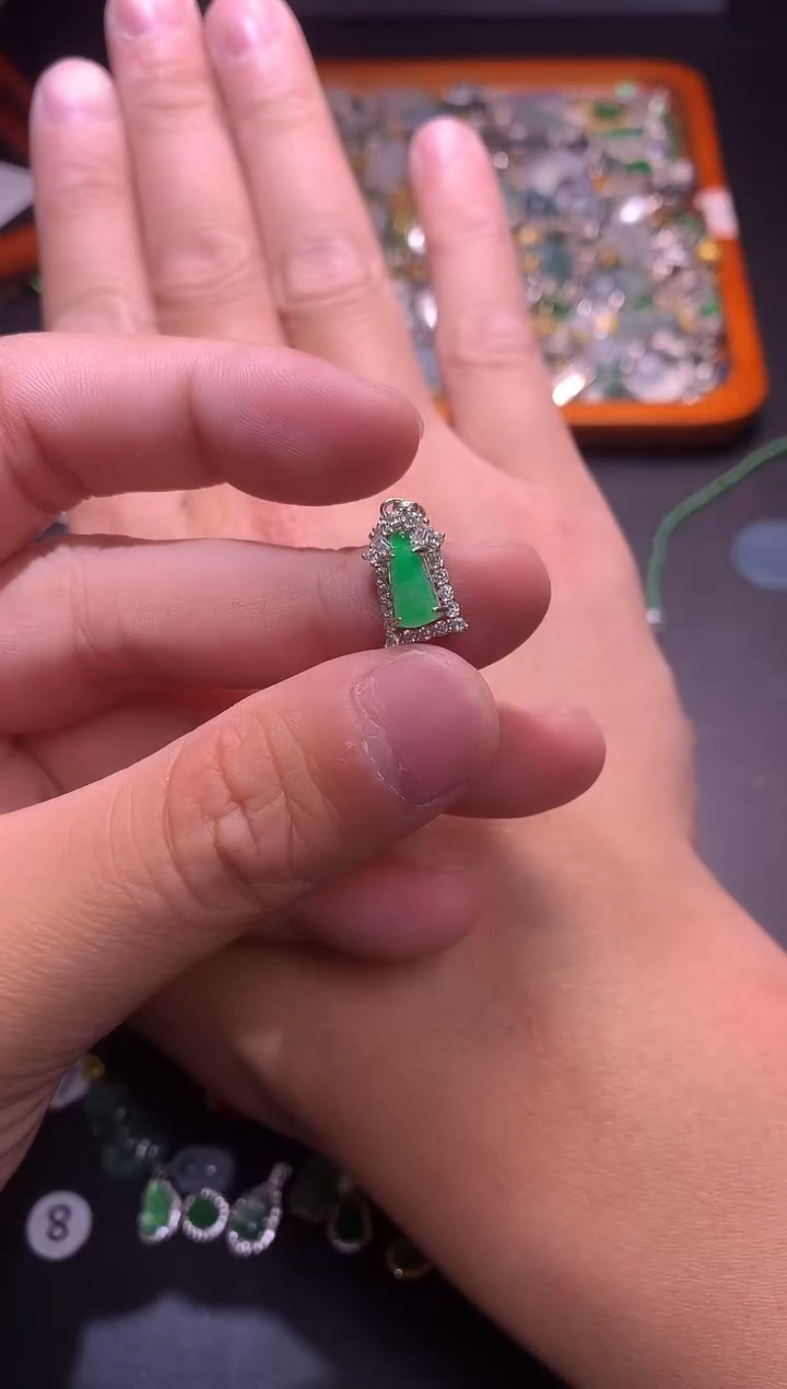 【闪购商品】翡翠吊坠(不含链)银S925镶嵌1