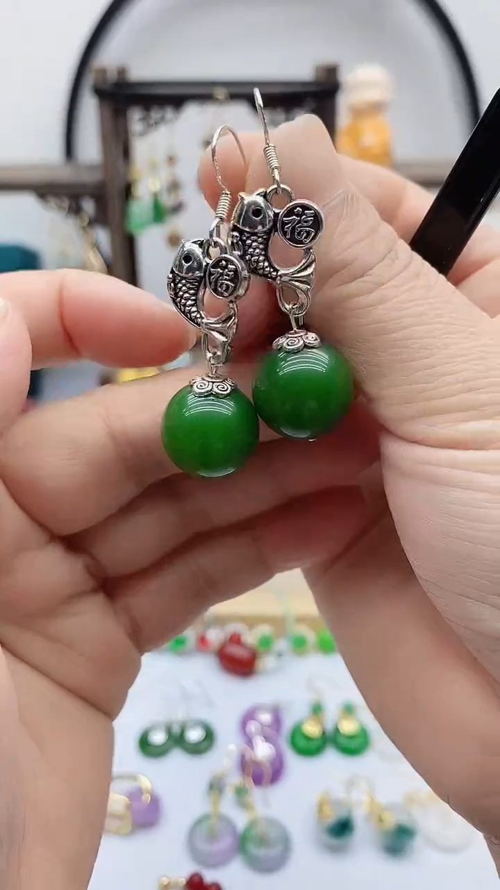 银S925镶嵌石英质玉（天山翠）耳饰03