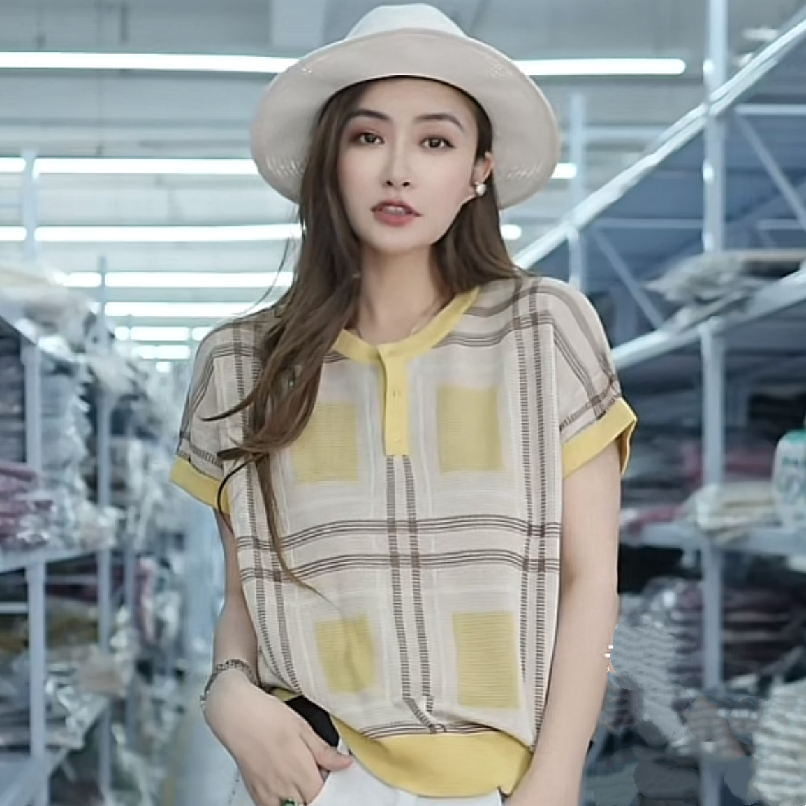 【晴晴精选】2025韩版时尚气质圆领格纹洋气百搭针织衫A538#