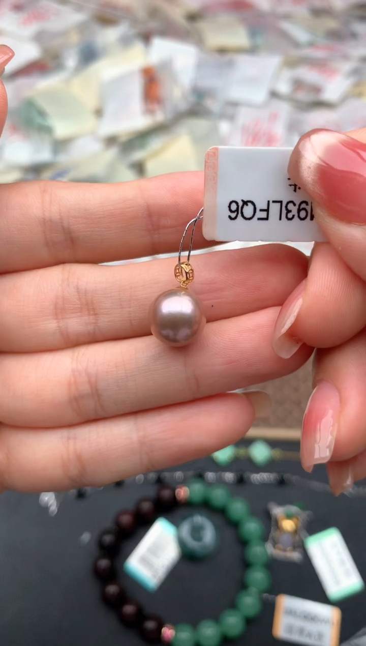 吊坠(不含链)18K金镶嵌淡水珍珠一