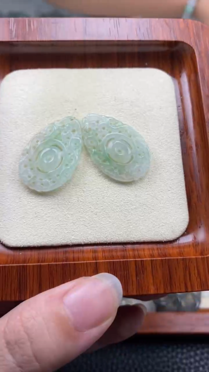 【闪购商品】翡翠挂件未镶嵌挂件