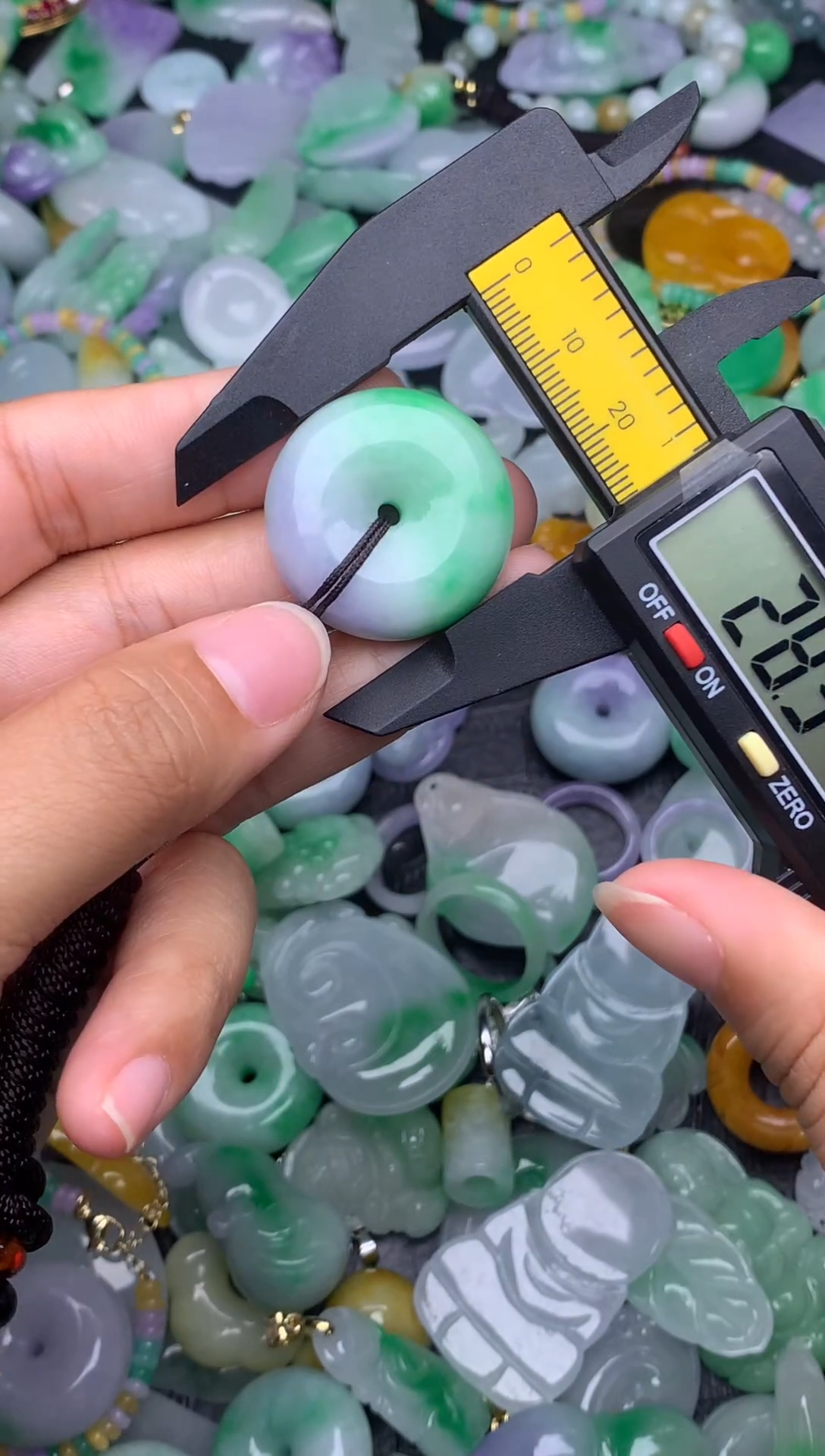 翡翠未镶嵌颈饰天然缅甸翡翠吊坠