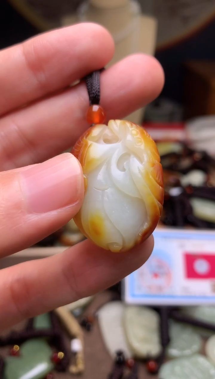 颈饰未镶嵌和田玉新疆料青海料清水和田玉吊坠