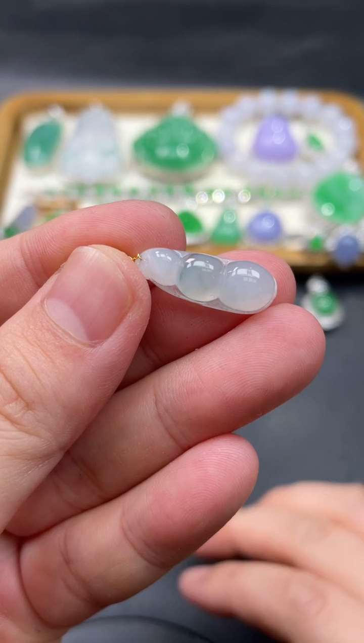 【闪购商品】翡翠颈饰18K金镶嵌133........