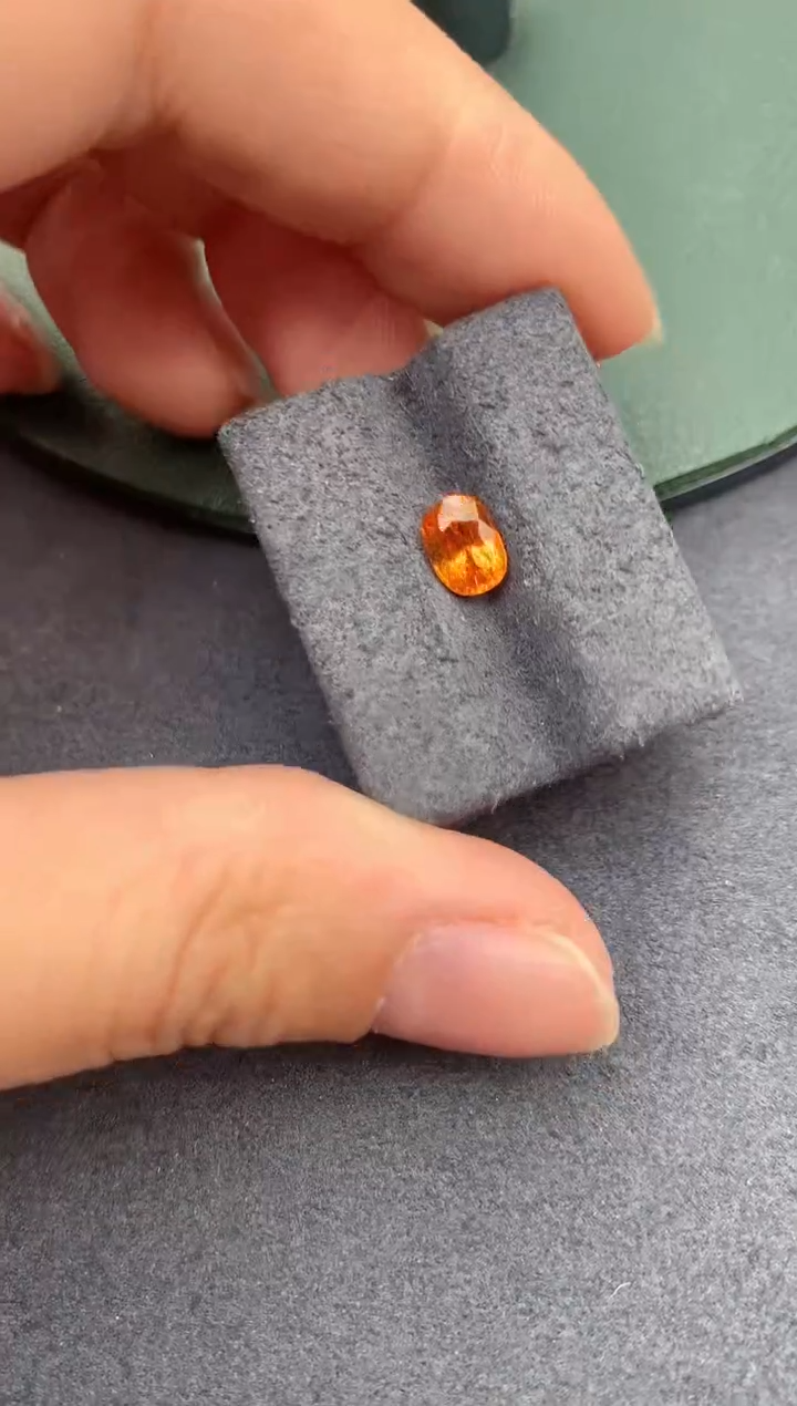【闪购商品】石榴石（芬达石）裸石未镶嵌1.1ct芬达