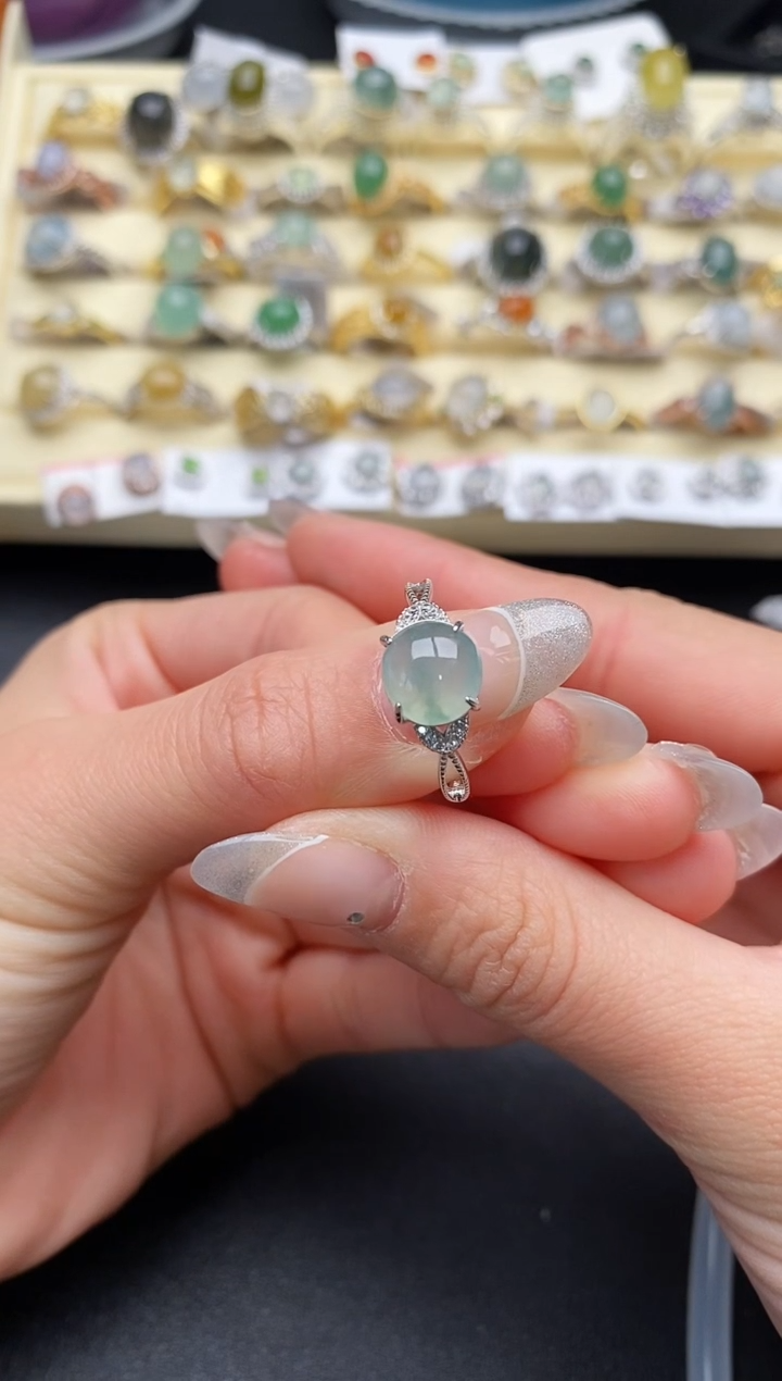 【闪购商品】翡翠戒指银S925镶嵌22222222+4