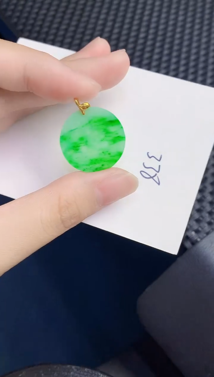 【闪购商品】翡翠颈饰18K金镶嵌000000000